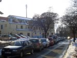Parkování u kulturního domu v Šimanovské ulici Parkování u kulturního domu v Šimanovské ulici