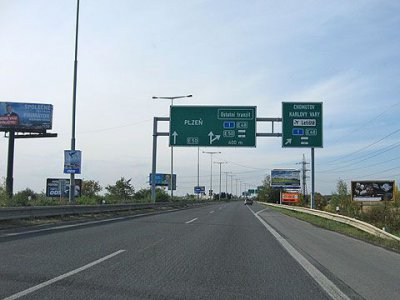 Z Legerovy a Sokolské zmizí reklamy, Praha chce „vyčistit“ ulice Z Legerovy a Sokolské zmizí reklamy, Praha chce „vyčistit“ ulice