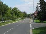 Pohled na zastávku MHD ve směru k Černému mostu Pohled na zastávku MHD ve směru k Černému mostu