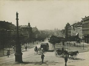 Fotografie staré Prahy nabízí Staroměstská radnice Fotografie staré Prahy nabízí Staroměstská radnice